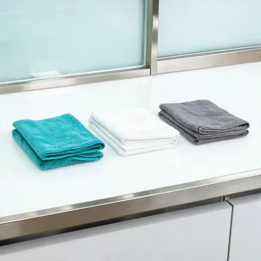 Microfiber cleaning cloths