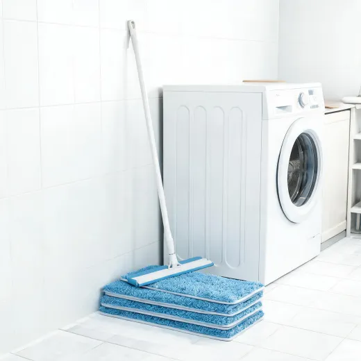 Flat mop system